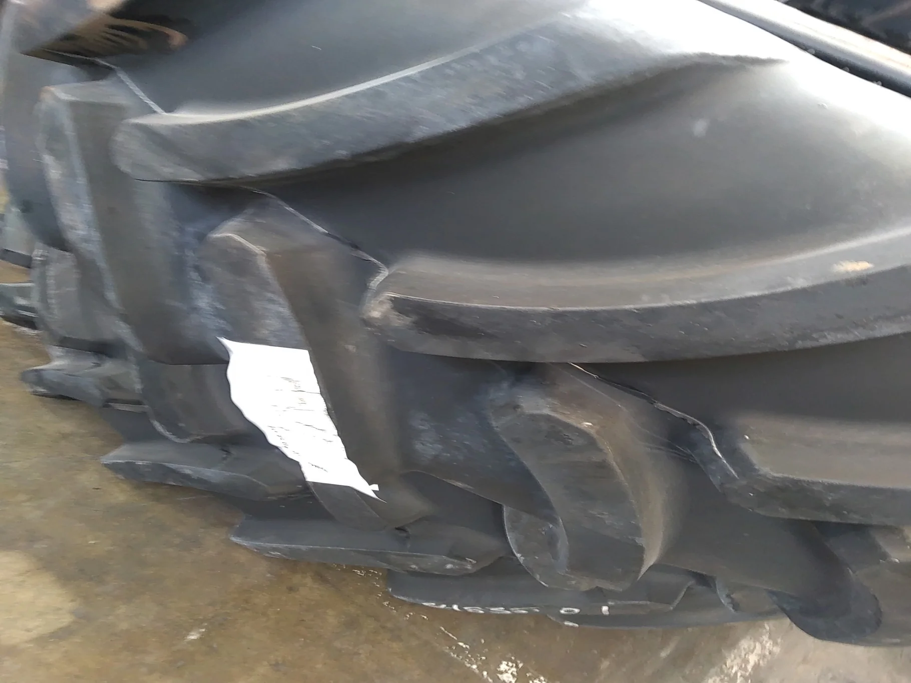 Used 620/70R46 167A8/B Firestone Maxi Traction TL R-1W 90-95% image 2