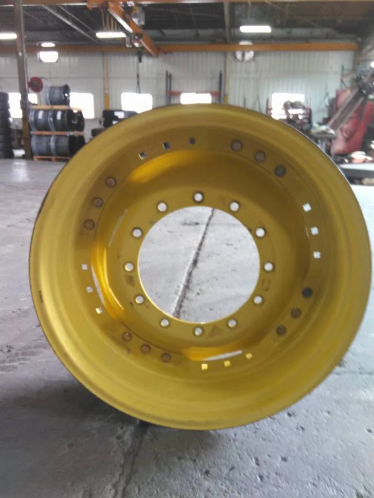 Used 13 x 34 Titan (12-16.732-14.640) John Deere Waffle 3 Bolt With Disc. Mild Rust image 2