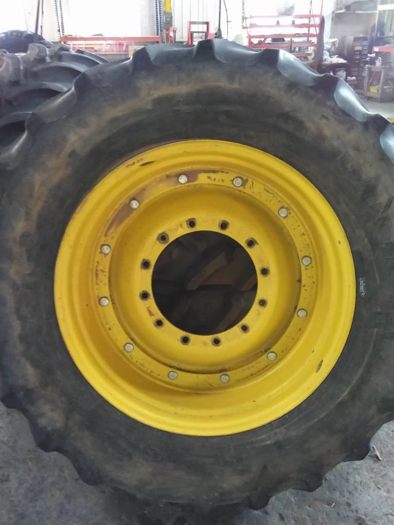 Used 420/85R34 147B Firestone All Traction DT TL R-1W 45-50% On 15 x 34 (12-16.732-14.620) Waffle 3 image 2
