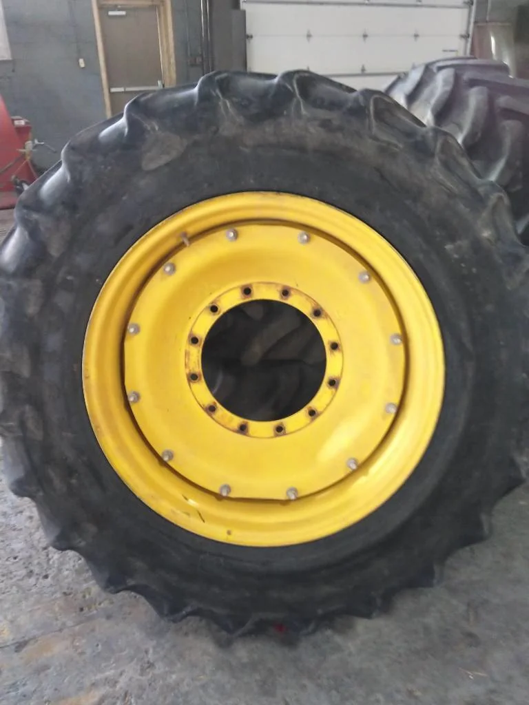 Used 420/85R34 147B Firestone All Traction DT TL R-1W 45-50% On 15 x 34 (12-16.732-14.620) Waffle 3 image 6