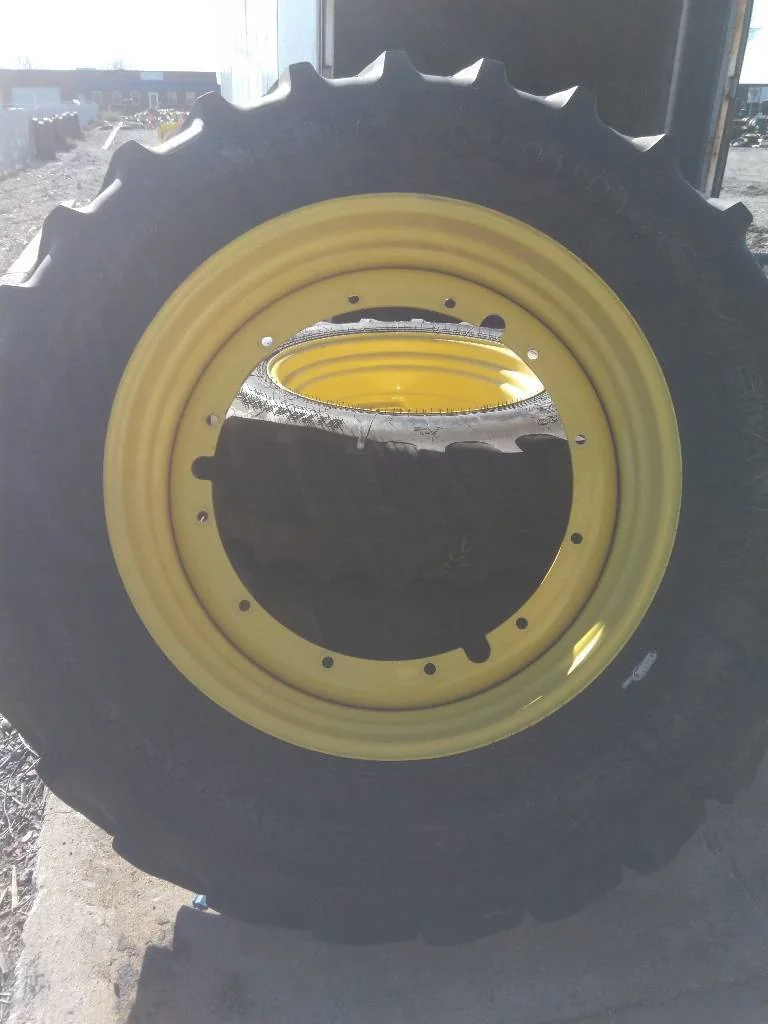 Take-Off 480/80R42 151A8 Goodyear Ultratorque Plus Radial DT712 TL R-1 95-100% On 16 x 42 R&R Wheel