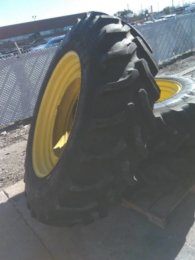 Take-Off 480/80R42 151A8 Goodyear Ultratorque Plus Radial DT712 TL R-1 95-100% On 16 x 42 R&R Wheel image 2