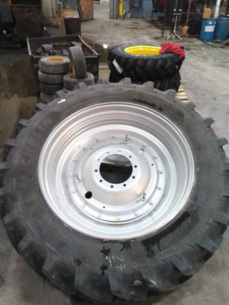 Used 480/80R46 158A8 Michelin Agribib 2 TL R-1W 90-95% On 16 x 46 (10-13.19-11.07) R&R/Disc