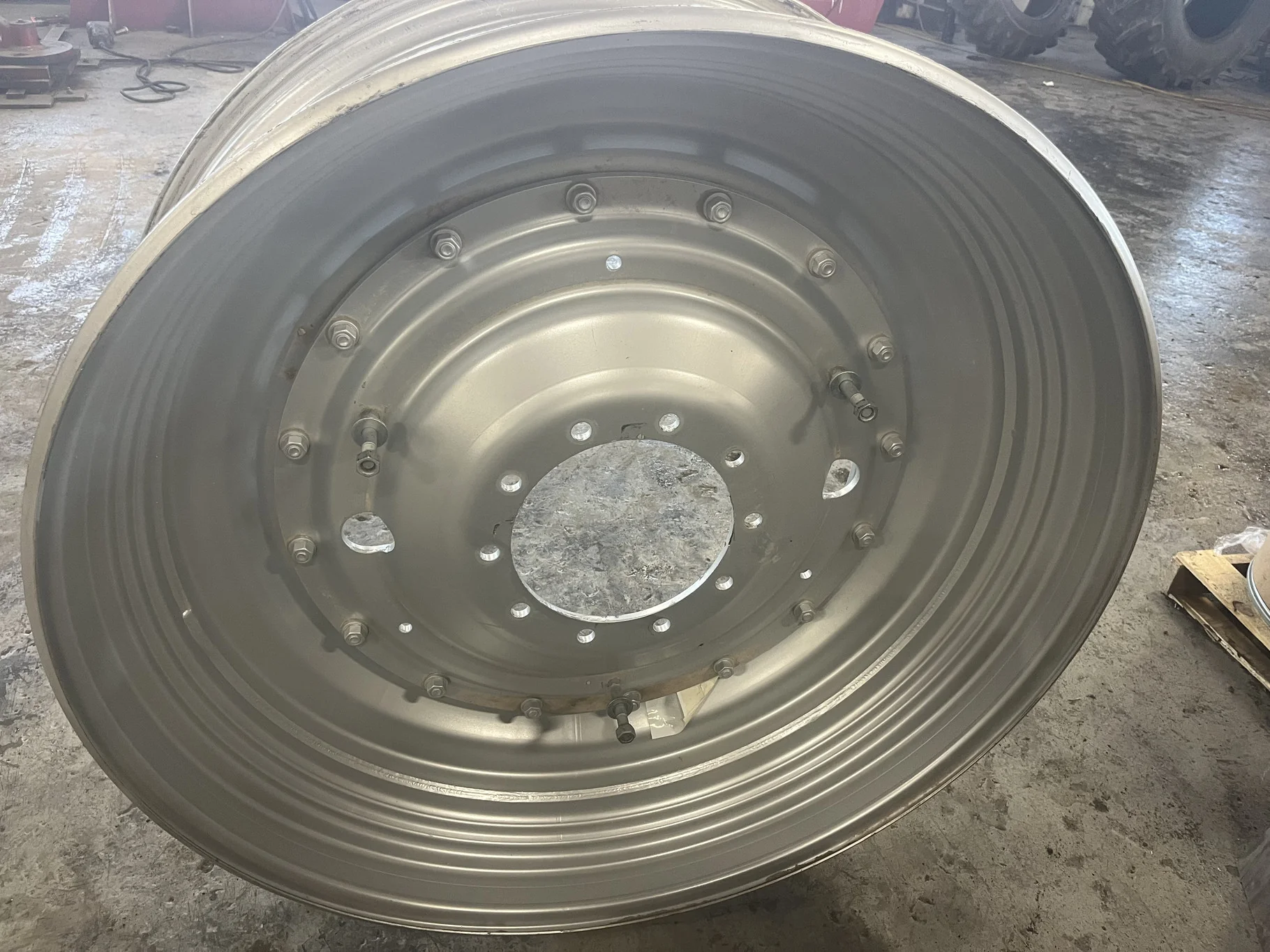 Used 16 x 46 10-13.19-11.07 Rim & Rail Silver Wheel w/ Disc