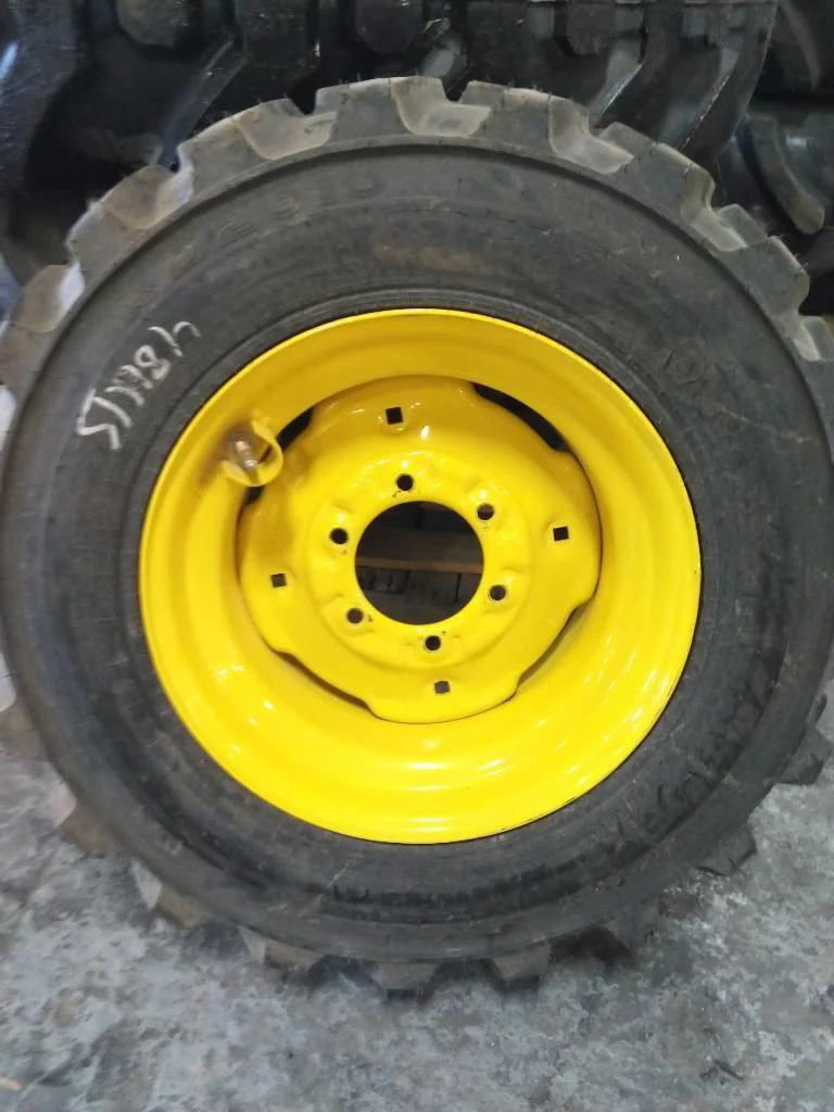 Take-Off 260/70-16.5 110A8 Galaxy XD2010 TL R-4 95-100% On 8 x 16.5 (6-6-4.62) Implement Wheel