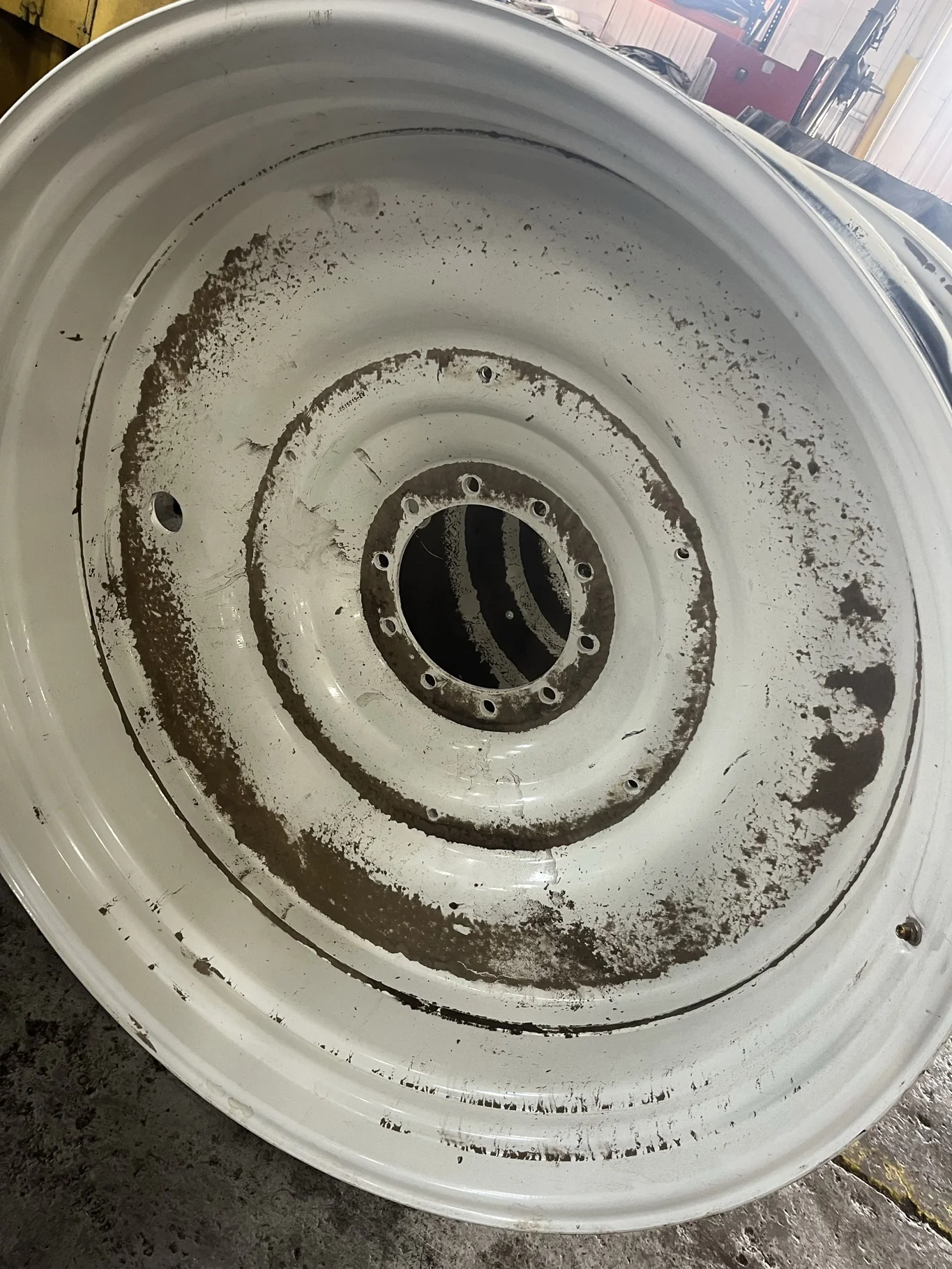 Used 15 x 50 10-13.189-11.070 Dual NH White Wheel image 3