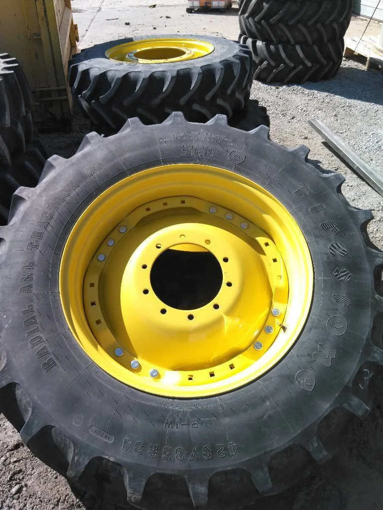 Used 420/85R34 147B Firestone RAT DT TL R-1W 85-90% On 15 x 34 (10-13.19-11.07) Waffle 3 Bolt/Disc