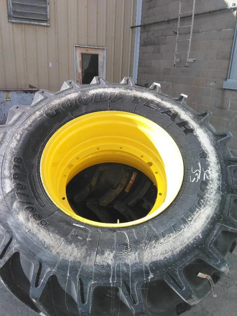 Take-Off 800/70R38 173D Goodyear Optitrac TL R-1W 95-100% On 27 x 38 (12-32.047-30.078) R&R Wheel