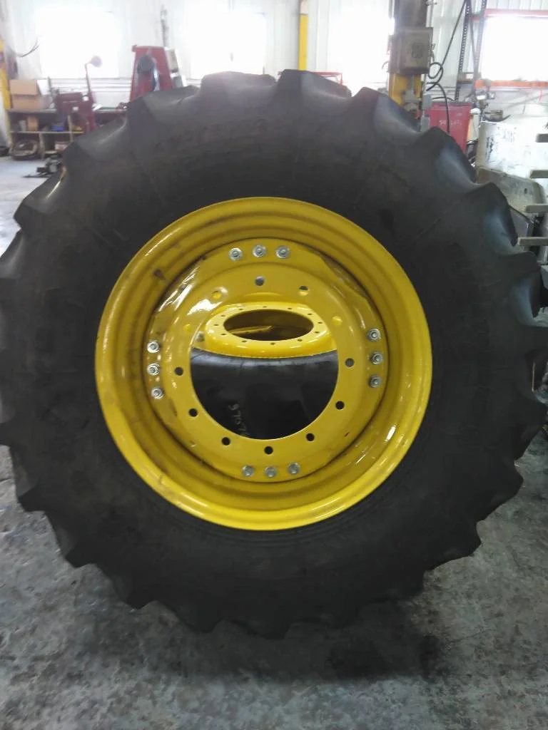 Used 420/90R30 142A8 Goodyear Ultra Torque TL R-1 90-95% 15 x 30 (12-16.732-14.620)  Waffle 3 Bolt image 2