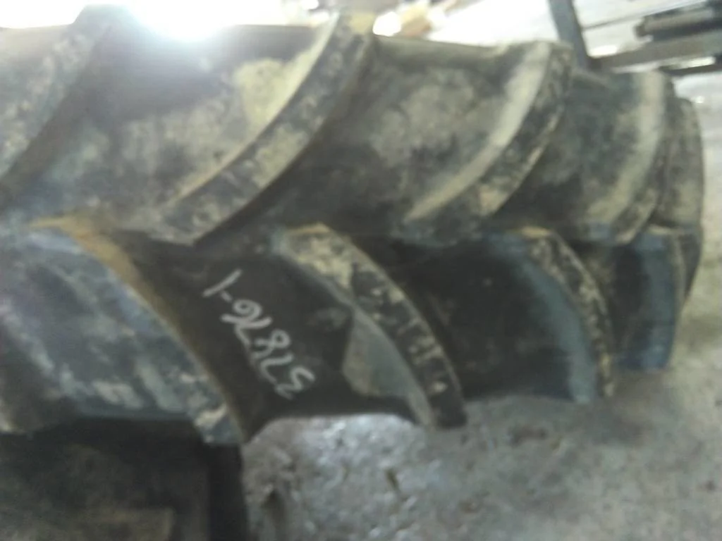 Used 460/85R38 149A8 Vredestein Traxion 85 TL R-1W 90-95% In 18 x 38 (10-13.19-11.07) Dual Wheel image 3