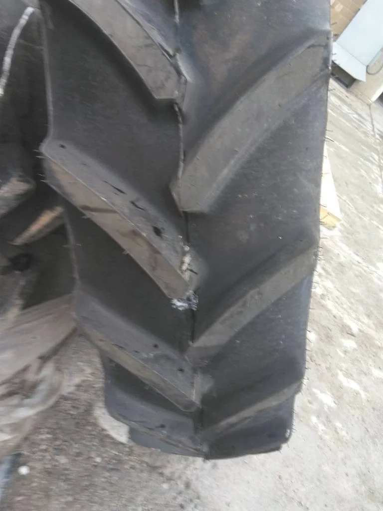 Take-Off 380/90R50 151D Goodyear Optitrac TL R-1W 95-100% On 12 x 50 (10-13.19-11.07) Rim & Rail image 3