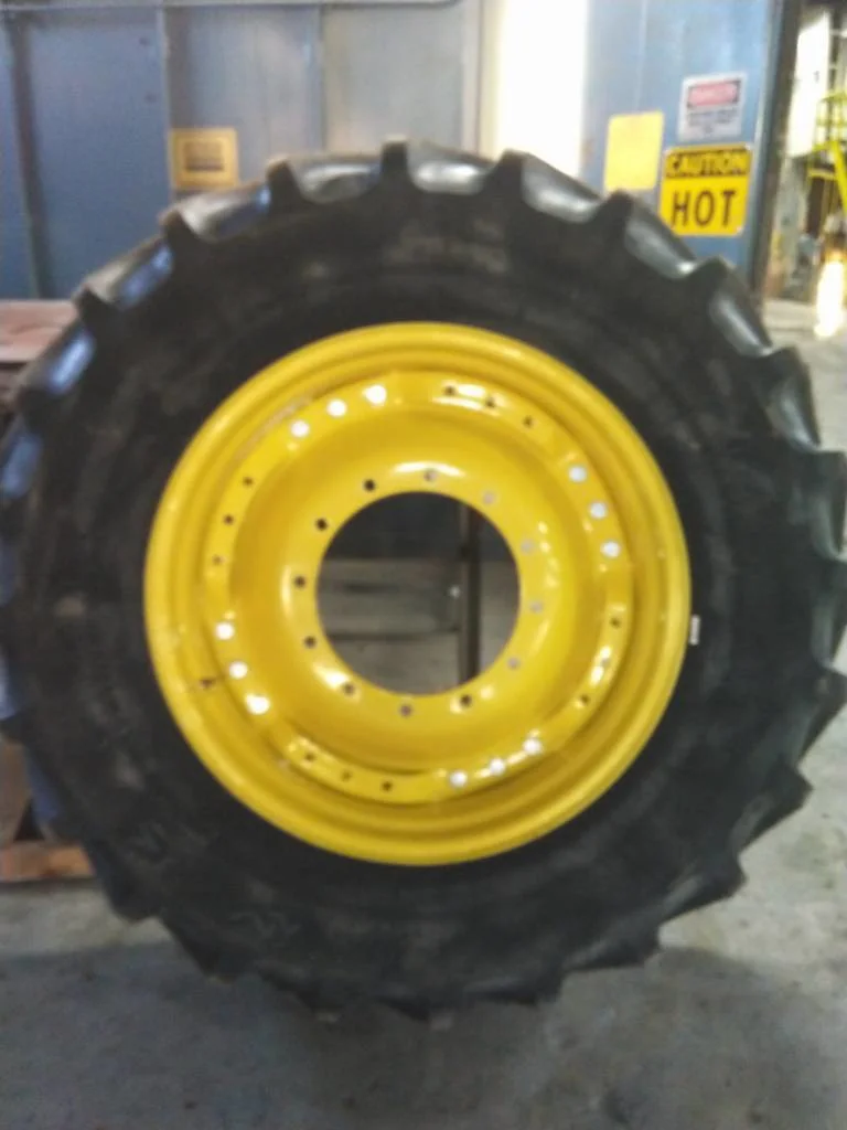 Used 420/85R34 147B Firestone RAT DT TL R-1W 90-95% On 15 x 34 (12-16.732-14.640) Waffle 3 Bolt/Disc image 3