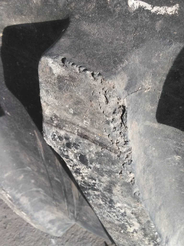Used LSW 1100/45R46 195D Goodyear Radial DT930 TL R-1W 85-90% On 38 x 46 (20-13.19-11.07) Combine image 7