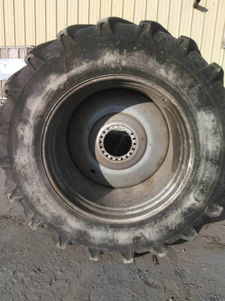 Used LSW 1100/45R46 195D Goodyear Radial DT930 TL R-1W 85-90% On 38 x 46 (20-13.19-11.07) Combine image 8
