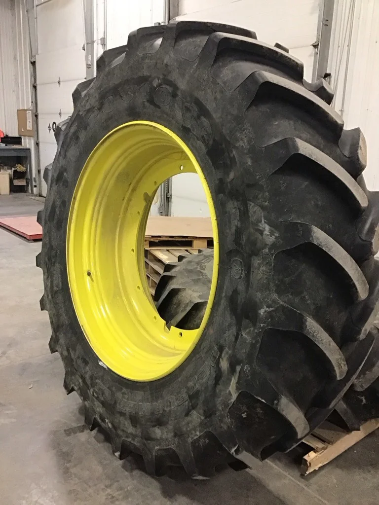 Used 520/85R42 157D Firestone Performer 85 Extra 90-95% On 18 x 42 12-32.047-30.078 R&R Yellow Wheel image 5