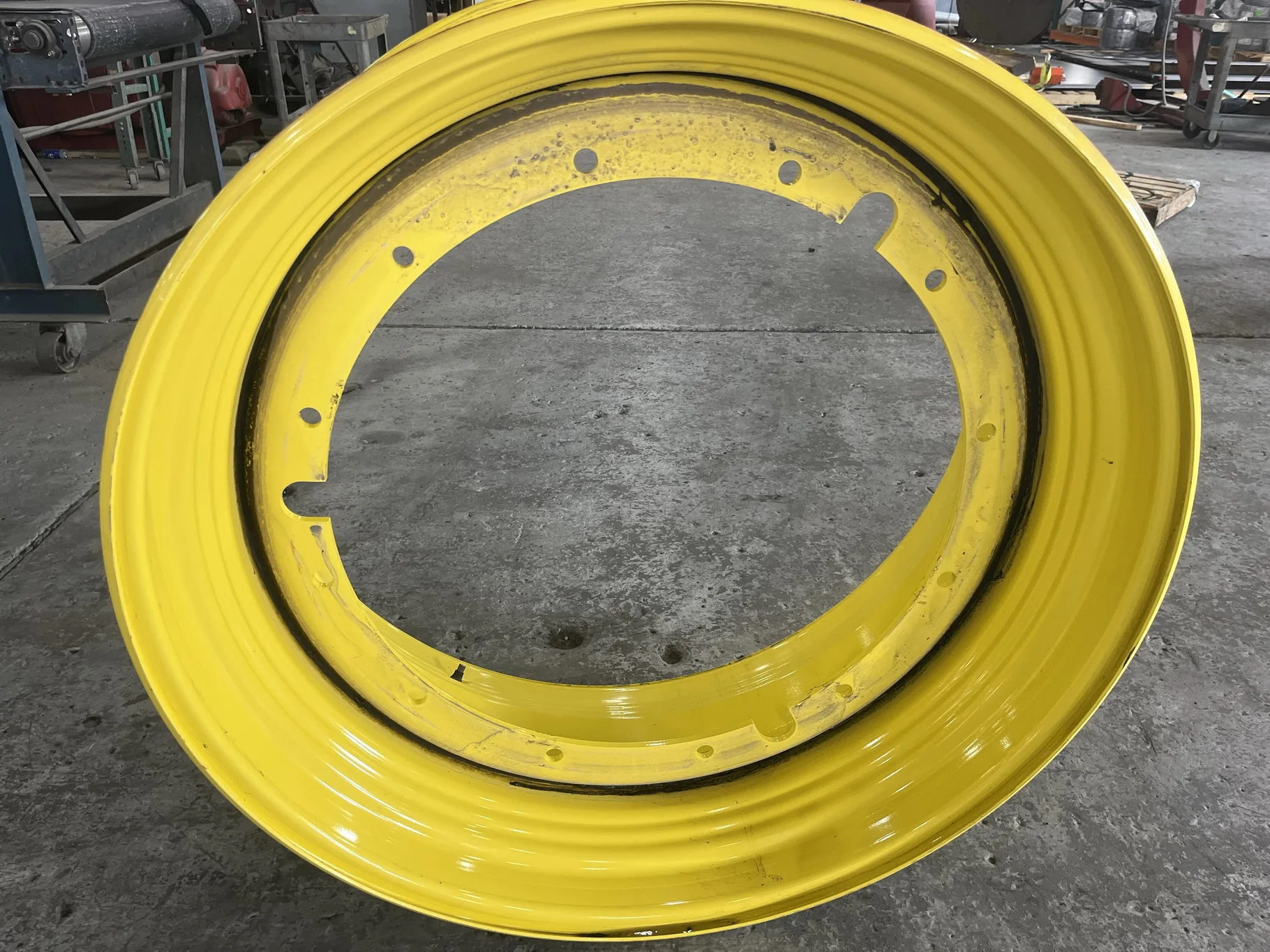 Used 18 x 42 12-32.047-30.078 Rim & Rail JD Ag Yellow Wheel