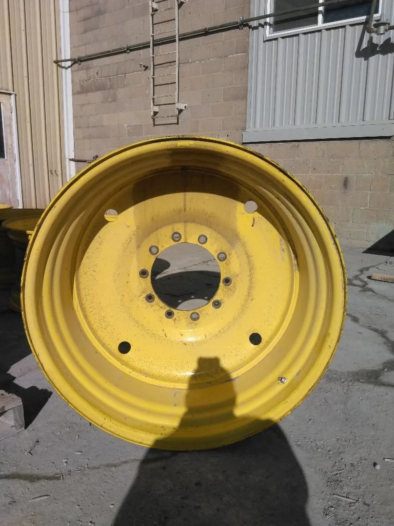 Used 20 x 38 (10-13.19-11.07) John Deere Sprayer Wheel