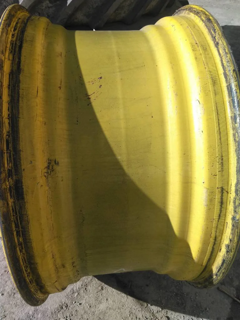 Used 20 x 38 (10-13.19-11.07) John Deere Sprayer Wheel image 2