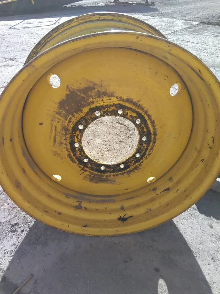 Used 20 x 38 (10-13.19-11.07) John Deere Sprayer Wheel image 3