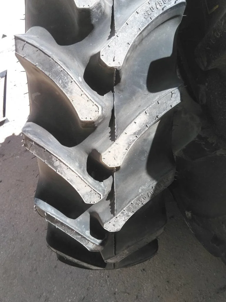 Take-Off 320/85R34 133B Firestone Radial 9000 TL R-1W 95-100% On 10 x 34 (10-13.19-11.07) Waffle 3 image 3