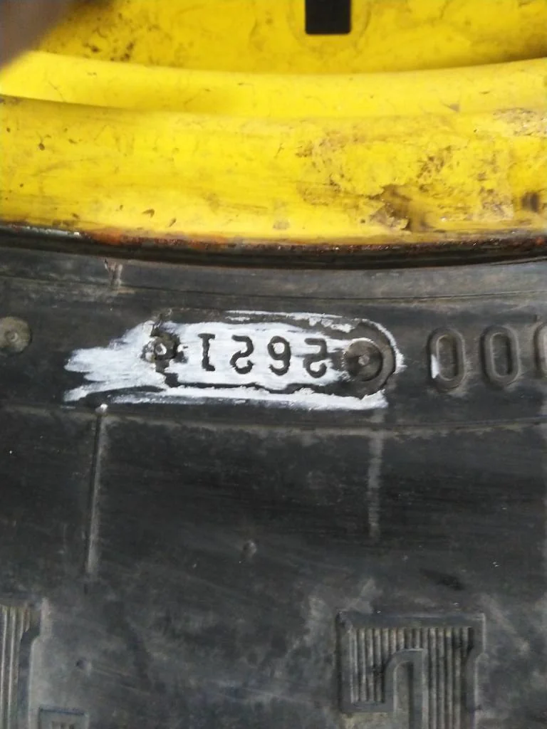 Used 380/85R38 142B Firestone RAT DT TL R-1W 85-90% On 12 x 38 (12-19.685-17.651 Waffle 3 Bolt/Disc image 3