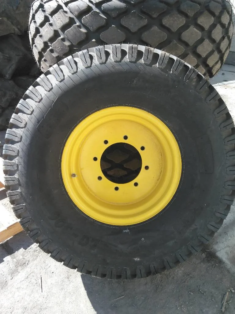 Take-Off 44x18.00-20 123B BKT LG-306 TL R-4 95-100% On  (8-10.82-8.78) 14 x 20 Implement Wheel