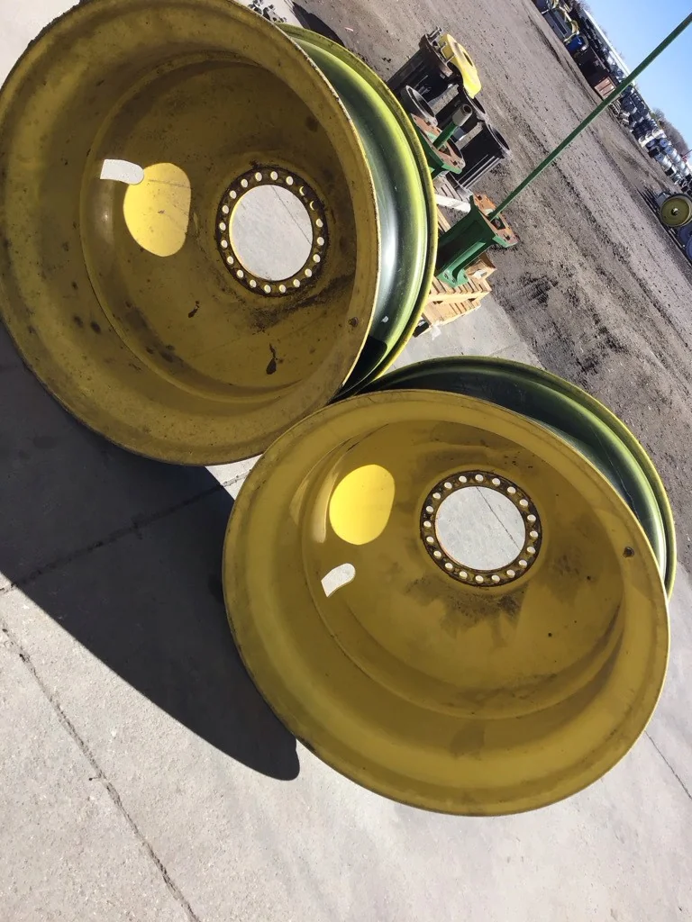 Used 18 x 42 (20-13.189-11.07-14.3) John Deere Yellow Inside Dolly Dual image 2