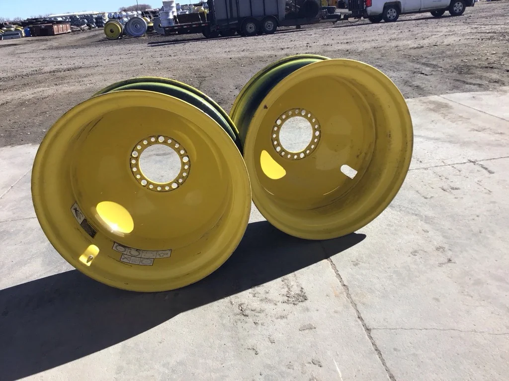 Used 18 x 42 (20-13.189-10.5-15.00) John Deere Yellow Outside Dolly Dual image 2