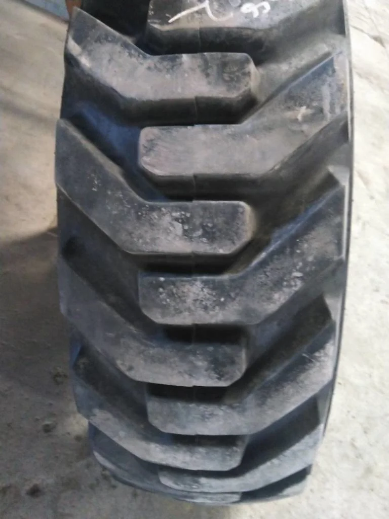 Used 12.5/80-18 126A8 Galaxy Beefy Baby TL I-3 90-95% On 9 x 18 (6-11.220-9.853) 6 Clamp/Disc image 3