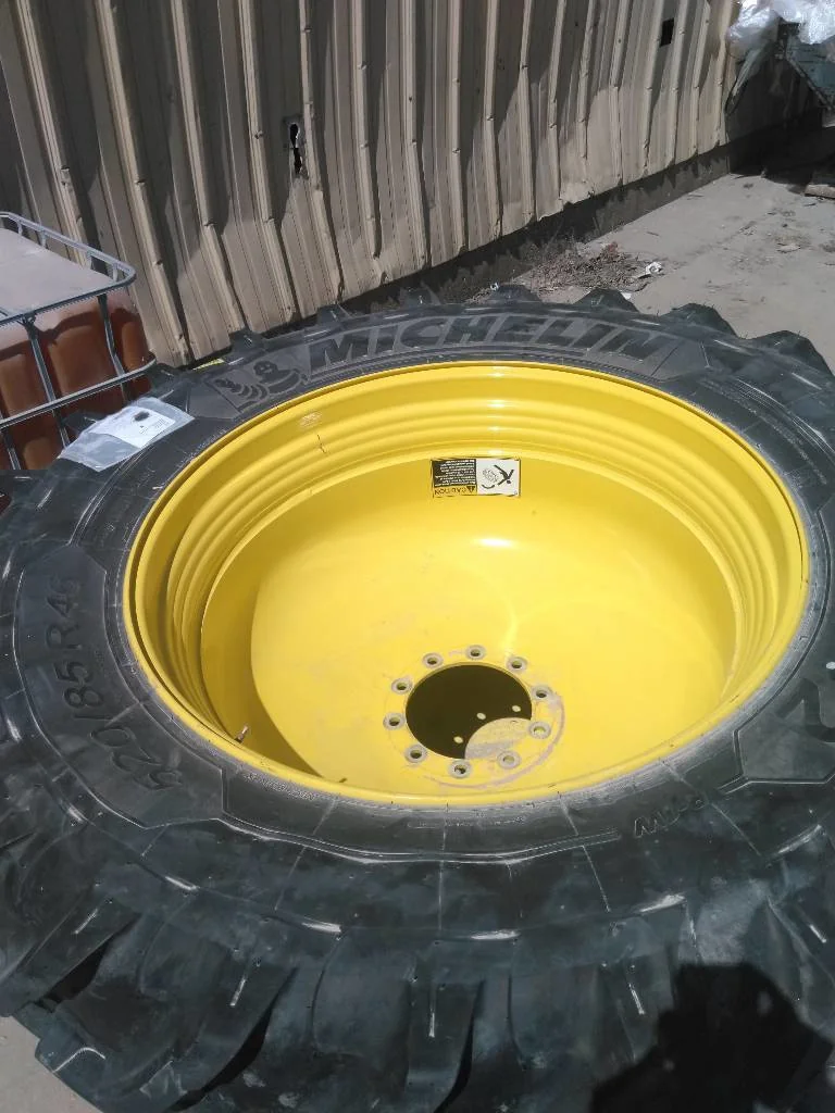 (SET OF 4) Take-Off 520/85R46 164A8 Michelin Agribib 2 TL R-1W 95-100% On 16 x 46 (10-13.19-11.07) image 4