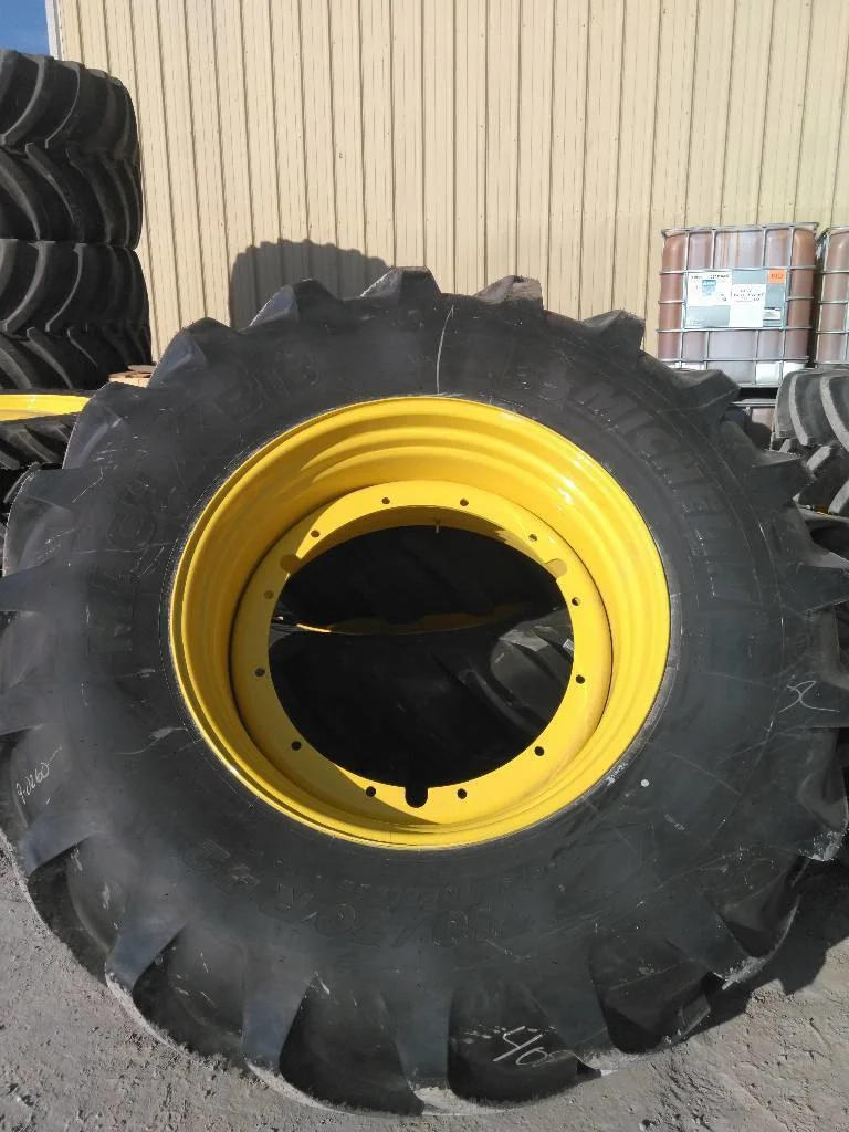 Take-Off 710/70R42 173D Michelin MachXbib TL R-1W 95-100% On 23 x 42 (12-32.047-30.078) Rim & Rail