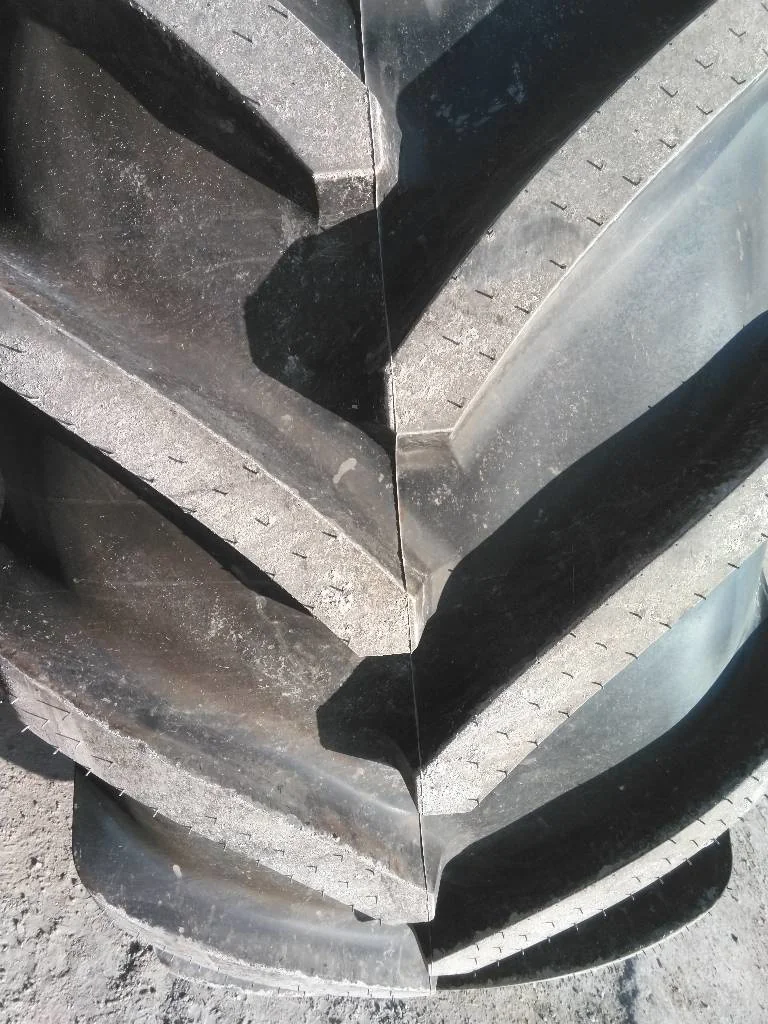 Take-Off 710/70R42 173D Michelin MachXbib TL R-1W 95-100% On 23 x 42 (12-32.047-30.078) Rim & Rail image 3