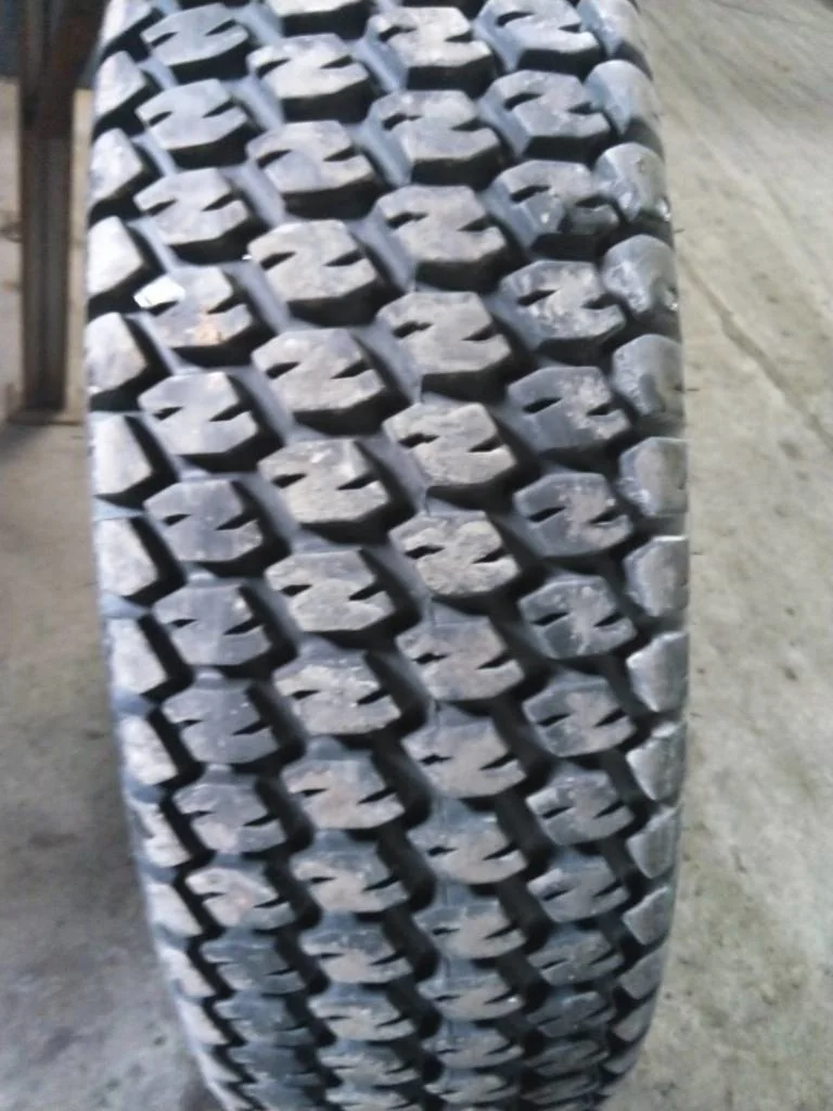 Used 11.2-24 6 Ply Carlisle Turf Pro TL R-3 80-85% image 2