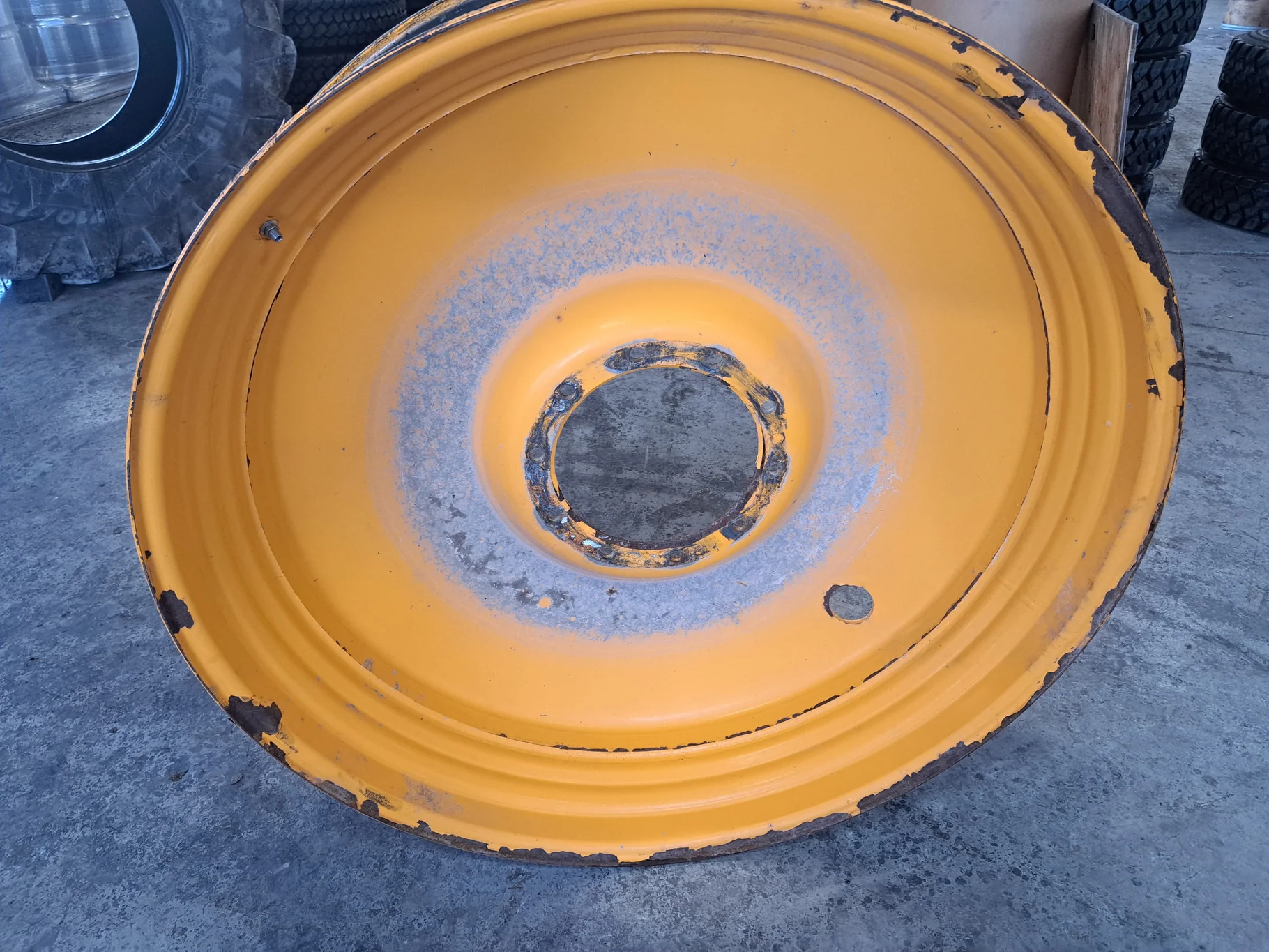Used 13 X 50 10-14.567-12.460 Bubble Disc Hagie Orange Wheel image 3