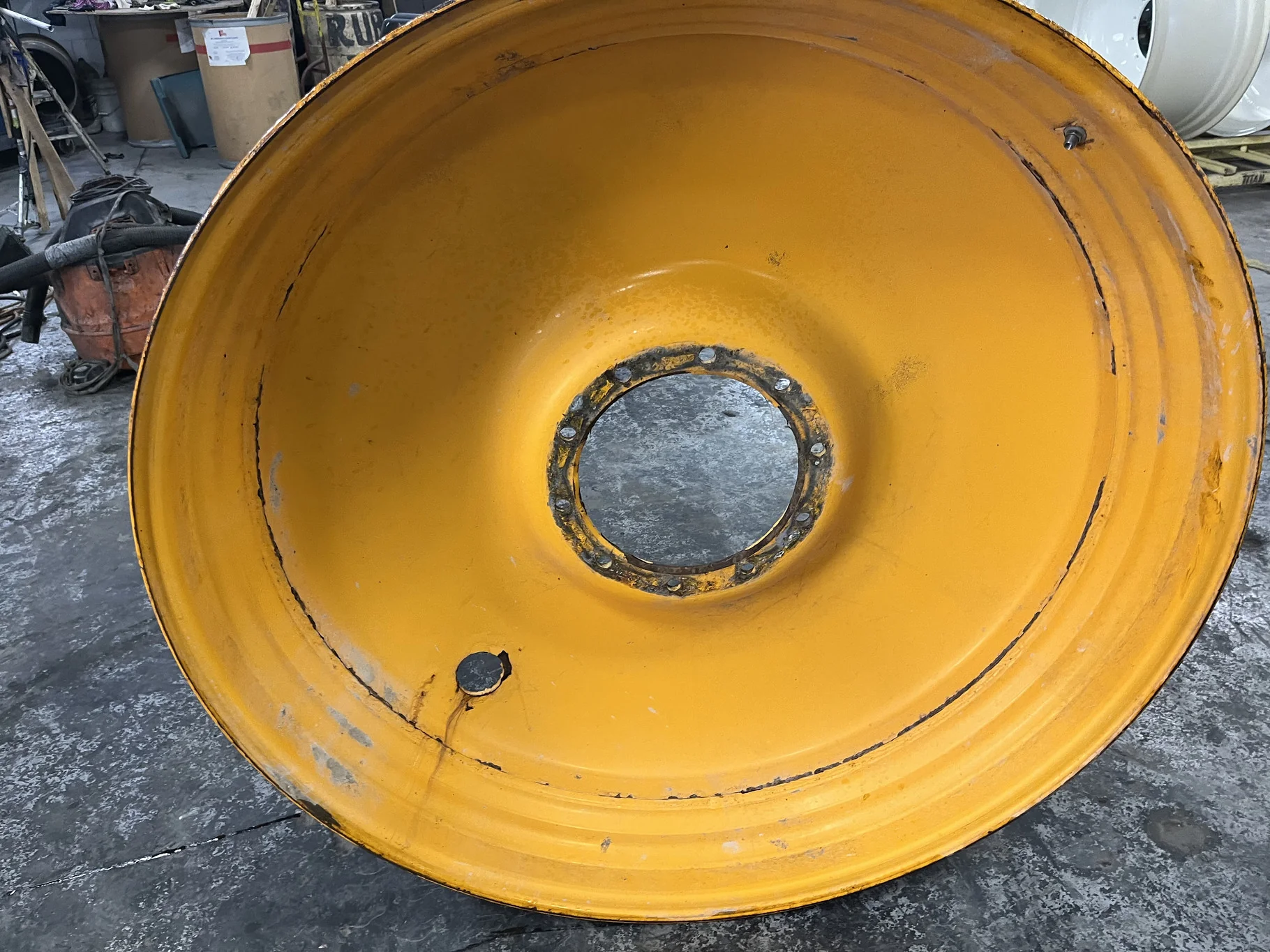 Used 13 X 50 10-14.567-12.460 Bubble Disc Hagie Orange Wheel image 4