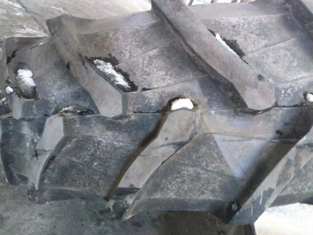 Used 460/85R30 145D Firestone Performer 85 TL R-1W 85-90% On 15 x 30 (8-8-6) 4/2 Clamp/Disc image 2
