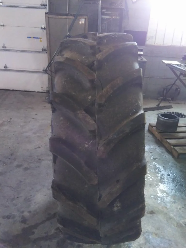 Used 460/85R30 145A8 Trelleborg TM600 TL R-1W 85-90% On 15 x 30 (8-8-6) 4/2 Clamp/Disc image 3