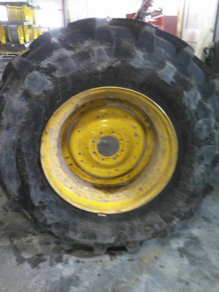 Used 460/85R30 145A8 Trelleborg TM600 TL R-1W 85-90% On 15 x 30 (8-8-6) 4/2 Clamp/Disc image 4