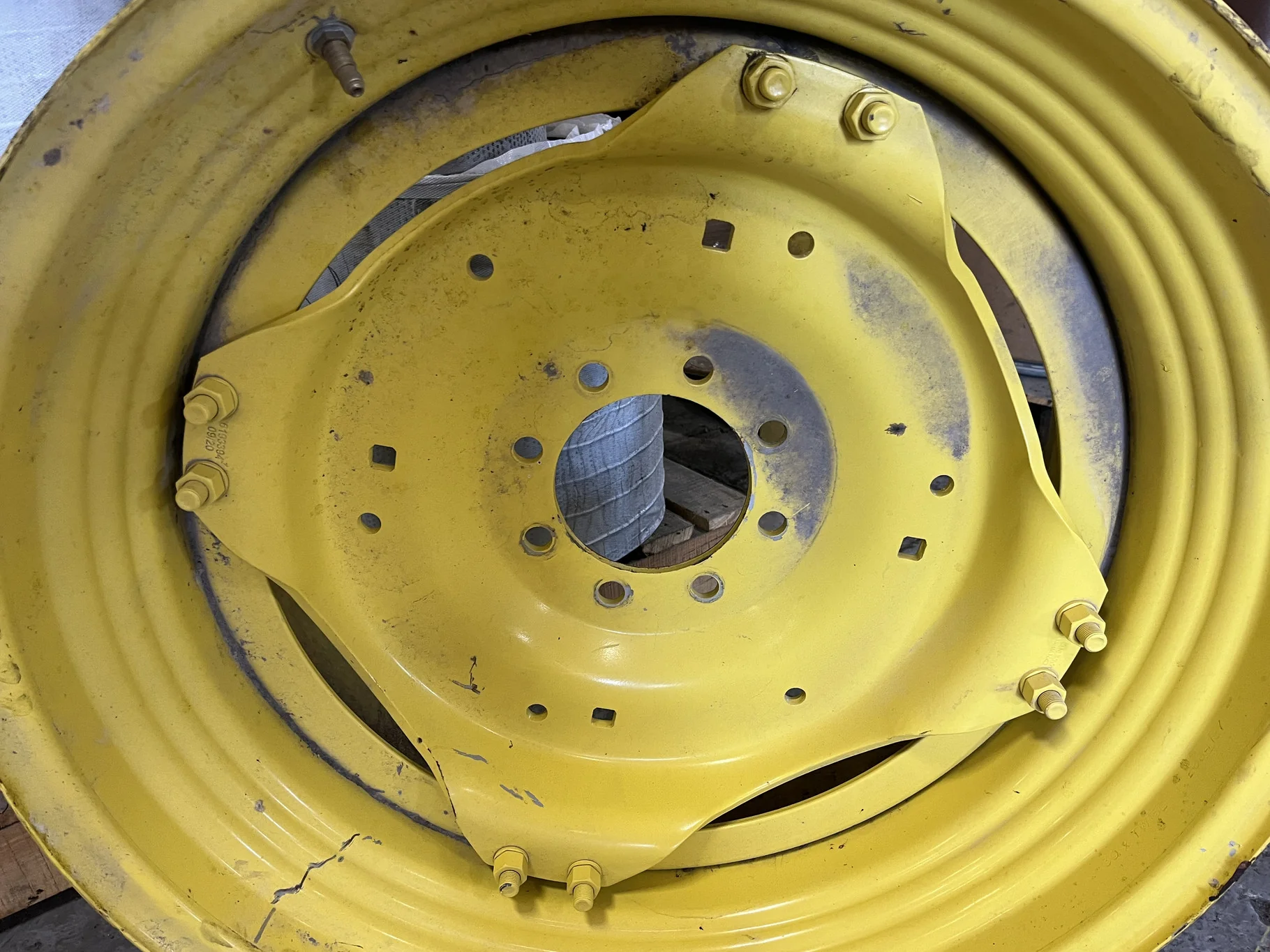 Used 15 X 30 8-8-6 4/2 Clamp Yellow Wheel w/ Disc