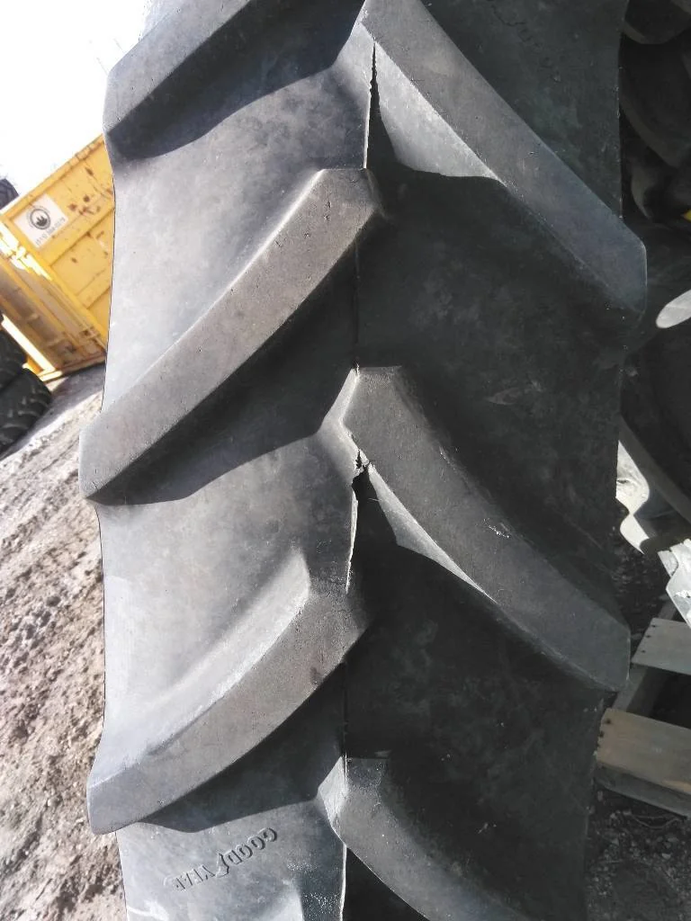 Used 380/90R54 152D Goodyear Optitrac TL R-1W 80-85% On 12 x 54 (12-32.047-30.078) John Deere R&R image 3