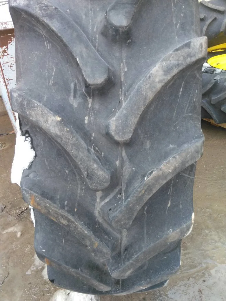 Used 420/85R34 147B Firestone RAT DT TL R-1W 90-95% On 15 x 34 (10-13.19-11.07) Waffle 3 Bolt/Disc image 2