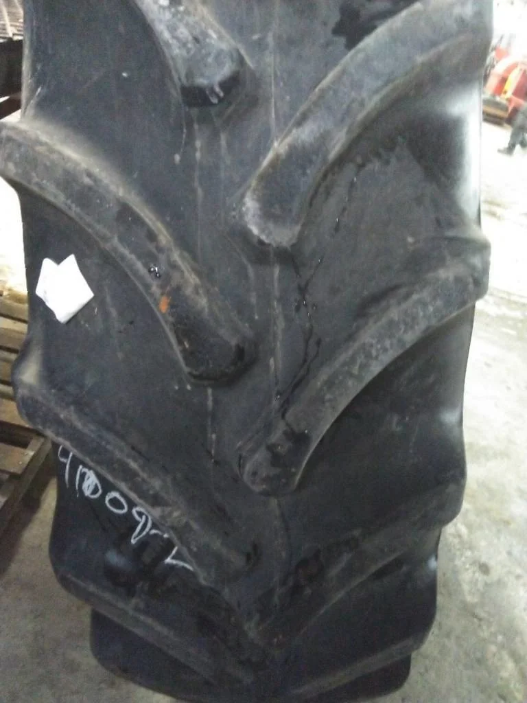 Used 420/85R34 147B Firestone RAT DT TL R-1W 90-95% On 15 x 34 (12-19.685-17.651) 3 Bolt Waffle/Disc image 2