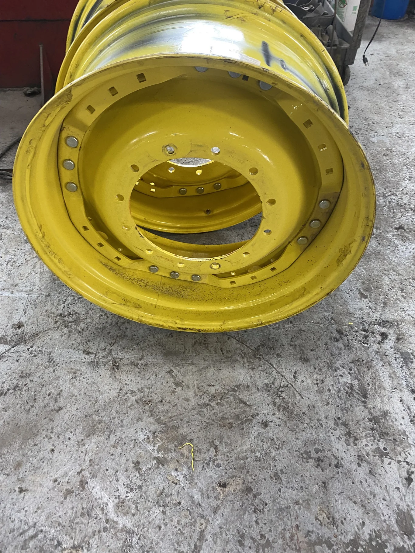 Used 15 x 34 12-16.732-14.620 Waffle 3 Bolt Yellow Wheel w/ Disc image 2