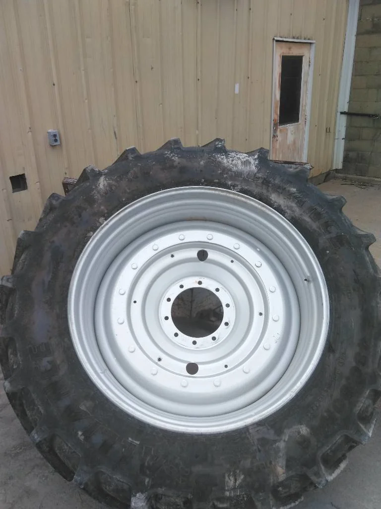 Used 480/80R46 158A8 Alliance FarmPro ll TL R-1W 90-95% On 16 x 46 (10-13.19-11.07) Rim & Rail/Disc image 5