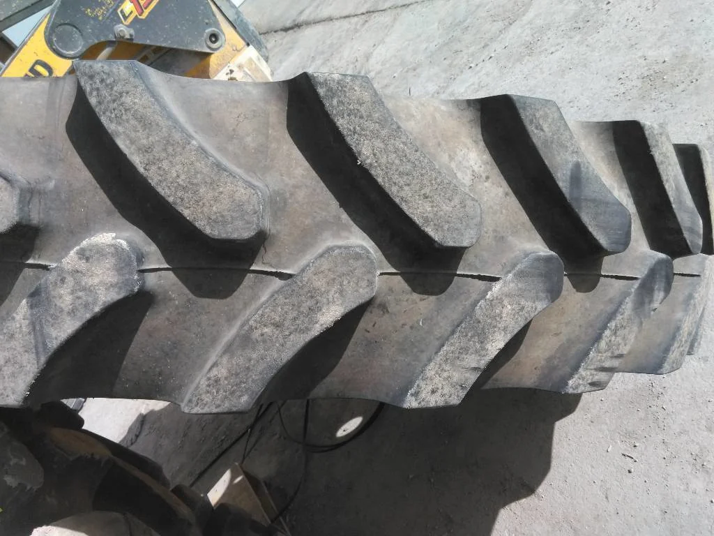 Used VF380/90R46 173D Firestone RAT RC TL R-1W 80-85% On 13 x 46 (10-13.19-11.07) Hagie Sprayer image 2