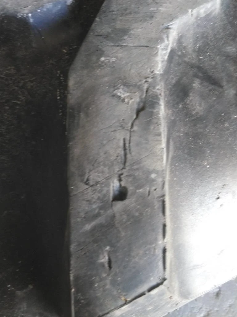 Used 19.5L-24 146A8 Goodyear IT525 TL R-4 90-95% On 15 x 24 (8-8-6) 4/2 Clamp/Disc image 5