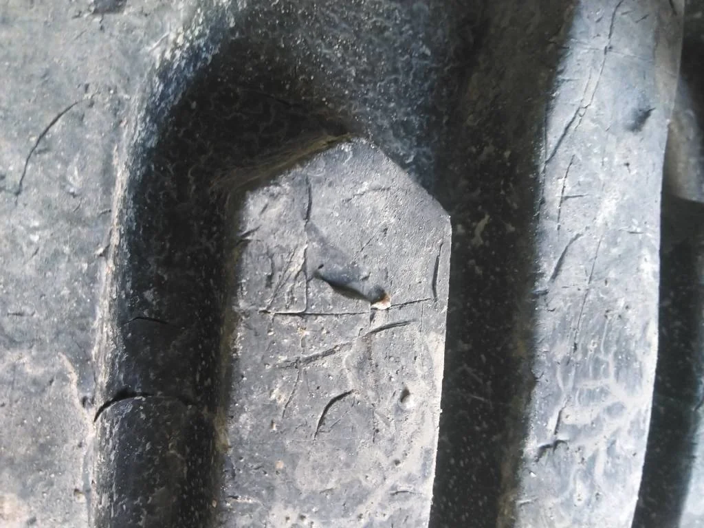 Used 12.5/80-18 NHS 6 PLy Goodyear Contractor-T TL R-4 85-90% On 9 x 18 (8-10.82-8.78) Solid Wheel image 5