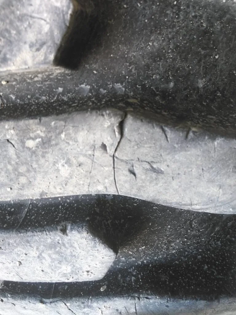 Used 12.5/80-18 NHS 6 PLy Goodyear Contractor-T TL R-4 85-90% On 9 x 18 (8-10.82-8.78) Solid Wheel image 6
