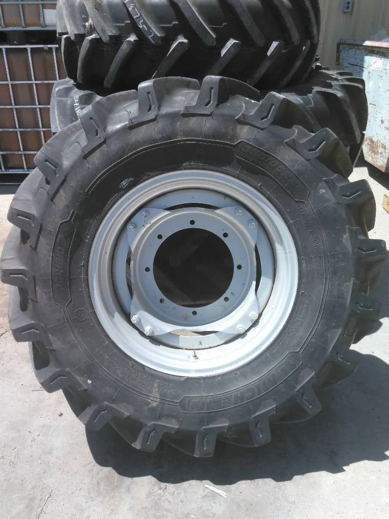 Take-Off 380/85R24 137A8 Michelin Agribib 2 TL R1W 95-100% On 12 x 24 8-12.992-11.446 R&R Wheel/Disc