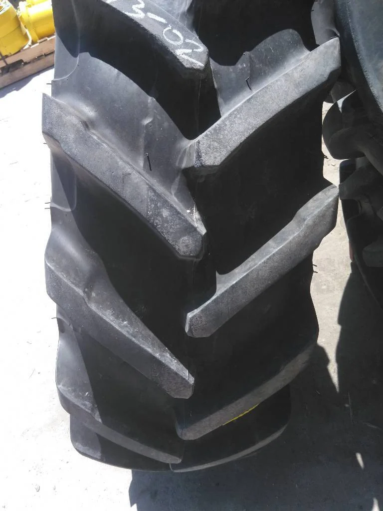 Take-Off 380/85R24 137A8 Michelin Agribib 2 TL R1W 95-100% On 12 x 24 8-12.992-11.446 R&R Wheel/Disc image 3